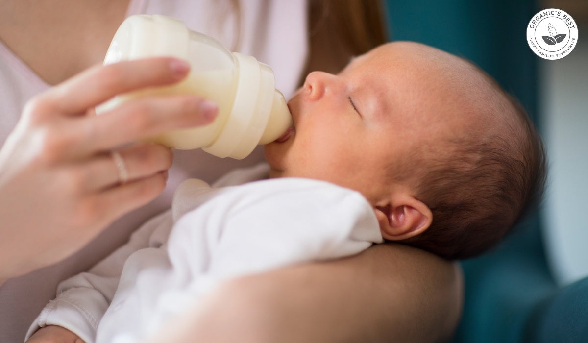 How Much Formula for a Newborn? Chart Included